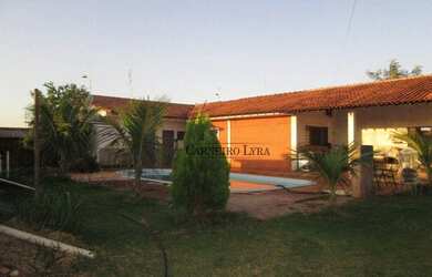 Imagem: A casa em condomínio possui 2 Dormitórios, 1 Banheiro, 1.600m²