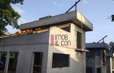 Imagem: A casa em condomínio possui 3 Dormitórios, 3 Banheiros, 2