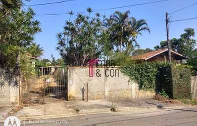 Imagem: O terreno possui 500m² de Área e está localizado em Vila