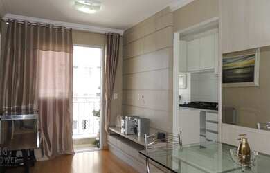 Imagem: O apartamento possui 2 Dormitórios, 1 Banheiro, 1 Vaga na garagem