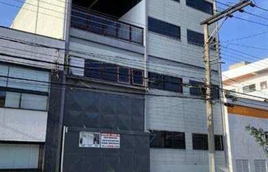 Imagem: O depósito possui 4 Vagas na garagem e 1000m² de Área e está