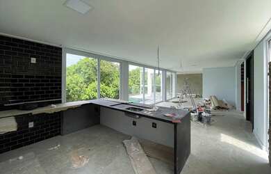 Imagem 1: Espetacular casa NOVA Condomínio Chácara dos Lagos - Piscina borda infinita vista mata pre