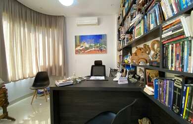 Imagem 15: Casa de condomínio sobrado para venda tem 410 metros quadrados com 3...