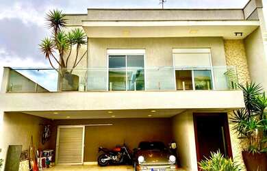 Imagem: A casa em condomínio possui 4 Dormitórios, 5 Banheiros, 5