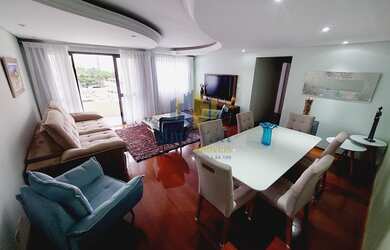 Imagem: O apartamento possui 4 Dormitórios, 3 Banheiros, 2 Vagas na