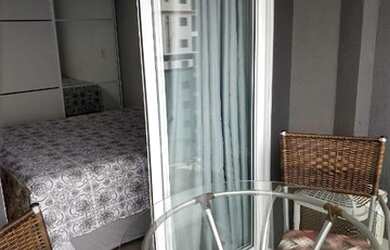 Imagem: O apartamento possui 1 Dormitório, 1 Banheiro, 1 Vaga na garagem