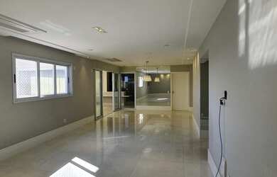 Imagem: O apartamento possui 3 Dormitórios, 5 Banheiros, 3 Vagas na