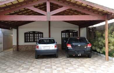 Imagem 2: Casa fundo para o lago do moinho, 3 dorms (1 suíte), 185m², 5 vags R$605mil