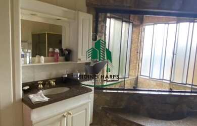 Imagem 9: Maravilhosa Casa, Localizada no Jardim do lago, possui 380 m²