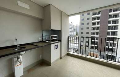 Imagem: O apartamento possui 3 Dormitórios, 2 Banheiros, 2 Vagas na