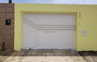 Imagem: A casa possui 2 Dormitórios, 1 Banheiro, 5 Vagas na garagem