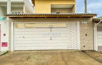 Imagem: Sobrado para venda tem 230 metros quadrados com 4 quartos em