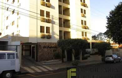 Imagem: O apartamento possui 3 Dormitórios, 3 Banheiros e 104m² de