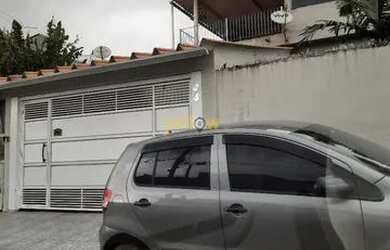 Imagem: A casa possui 3 Dormitórios, 3 Banheiros, 3 Vagas na garagem