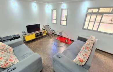 Imagem: O apartamento possui 3 Dormitórios, 3 Banheiros, 2 Vagas na