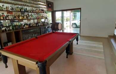 Imagem 14: Casa de condomínio. Piscina, Churrasqueira, Lareirae5 Banheiros