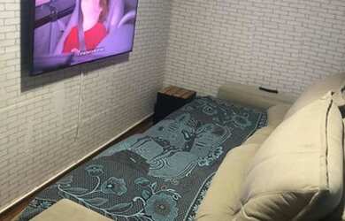 Imagem: A kitnet possui 1 Dormitório, 1 Banheiro e está localizado