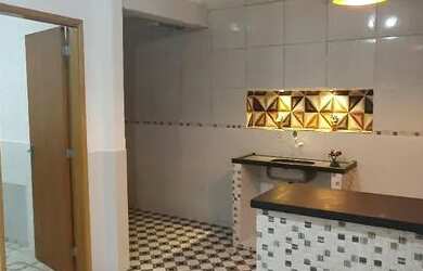 Imagem: A casa possui 1 Dormitório, 1 Banheiro e está localizado