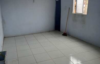 Imagem 5: Aluga está casa. Varanda, 1 Banheiroe2 Dormitórios