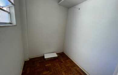 Imagem 2: Apartamento para aluguel possui 80 metros quadrados com 2 quartos em Tijuca...