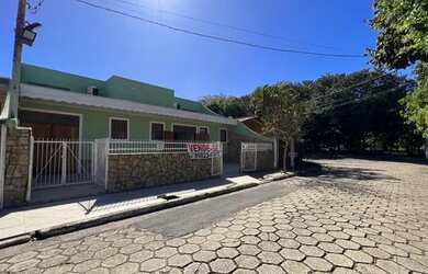 Imagem 1: Galpão/Depósito/Armazém para venda com 250 metros quadrados/ Pé direito...