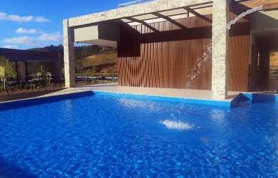 Imagem: O terreno possui 300m² de Área e está localizado em São