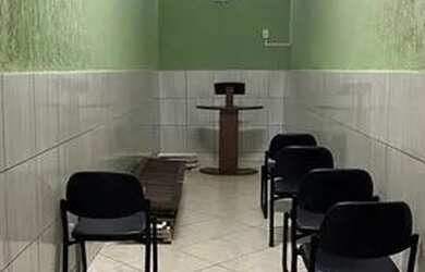 Imagem 10: Galpão/Depósito/Armazém para venda com 250 metros quadrados/ Pé direito...