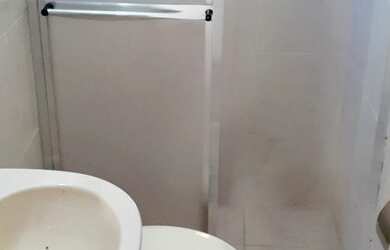 Imagem 14: Casa na segurança de charmoso condomínio para locação no Parque Burle