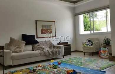 Imagem: A casa em condomínio possui 3 Dormitórios, 2 Banheiros, 4