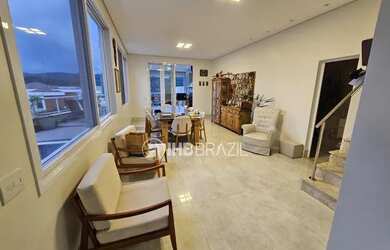 Imagem 5: Itahyê - Casa Incrível de esquina para venda por R$ 4.500.000,00 e Locação...