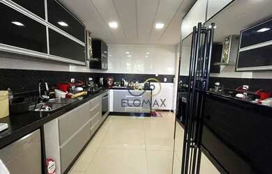 Imagem: A casa em condomínio possui 3 Dormitórios, 3 Banheiros, 4