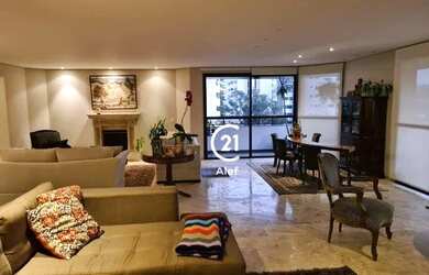 Imagem: O apartamento possui 4 Dormitórios, 4 Banheiros, 4 Vagas na