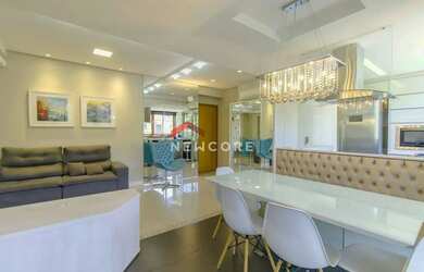 Imagem: O apartamento possui 2 Dormitórios, 2 Banheiros, 2 Vagas na