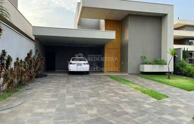 Imagem: A casa em condomínio possui 3 Dormitórios, 5 Banheiros, 5