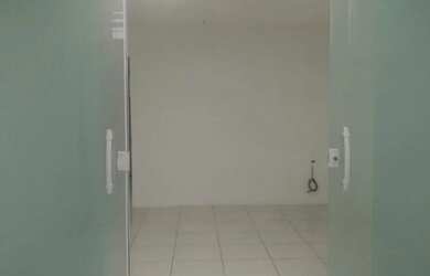 Imagem: O apartamento na cobertura possui 1 Banheiro e está localizado