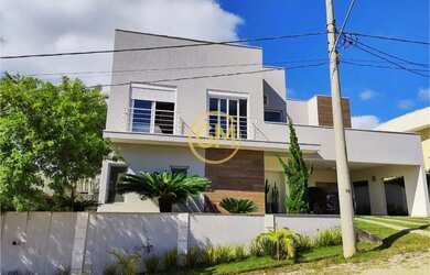 Imagem 3: Sobrado Alto Padrão em Condomínio Vista Privilegiada para Lago e Montanhas