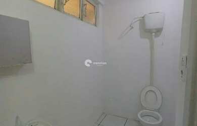 Imagem 12: 2 Dormitórios, Sala Ampla, Cozinha Funcional, 2 Banheiros