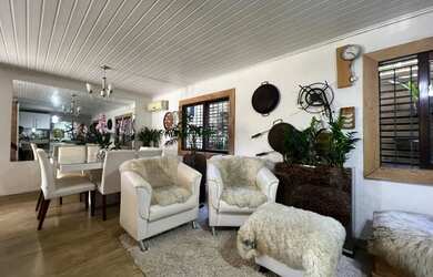 Imagem 2: Casa com 3 dormitórios para alugar, 200 m² por R$ 4.500/mês - Rondônia - Novo Hamburgo/RS