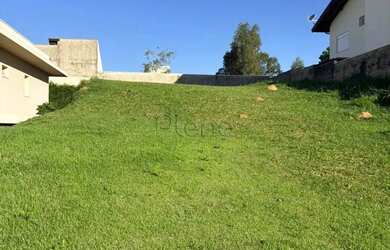 Imagem: O terreno possui 700m² de Área e está localizado em Jardim