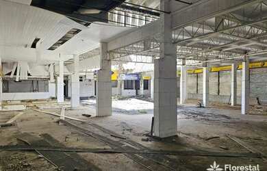 Imagem 6: Lojão na Avenida Centenário, com 943m², para venda ou locação