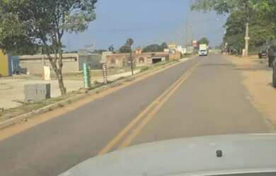 Imagem: O terreno possui 180000m² de Área e está localizado em Village