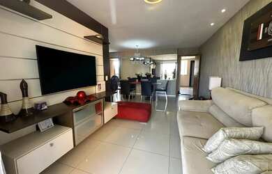 Imagem: O apartamento possui 3 Dormitórios, 2 Banheiros, 2 Vagas na