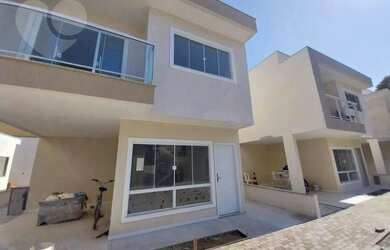 Imagem: A casa em condomínio possui 3 Dormitórios, 3 Banheiros, 2