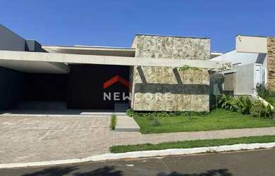 Imagem: Casa de condomínio em Avenida Mário Ranieri - Jardim Shangri-Lá