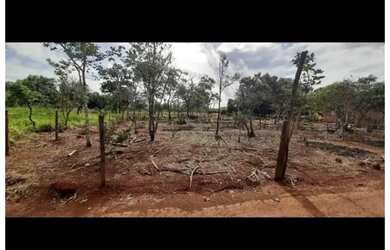 Imagem: O terreno possui 450m² de Área e está localizado em Vila