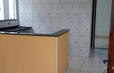 Imagem: A kitnet possui 1 Dormitório, 1 Banheiro, 2 Vagas na garagem