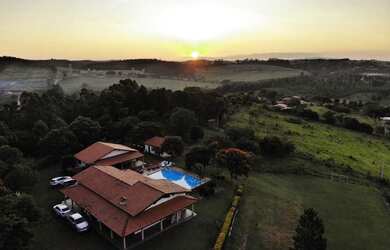 Imagem: A fazenda possui 108.900m² de Área e está localizado em