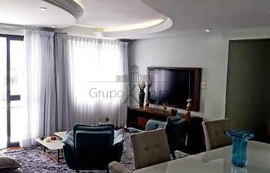 Imagem: O apartamento possui 4 Dormitórios, 3 Banheiros, 2 Vagas na