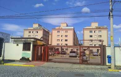 Imagem: O apartamento e possui 3 Dormitórios, Suítes, 1 Banheiro