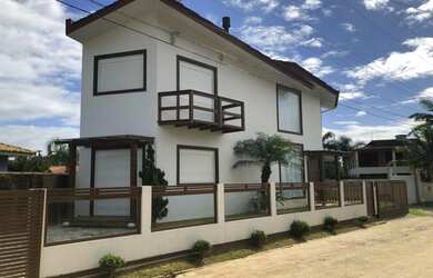 Imagem 1: Casa Alto Padrão para Venda em Areias de Palhocinha Garopaba-SC